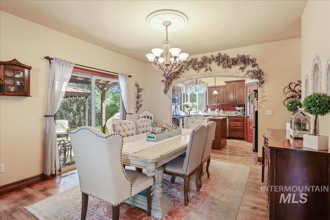 1404 Sandal Creek Property Photo 16