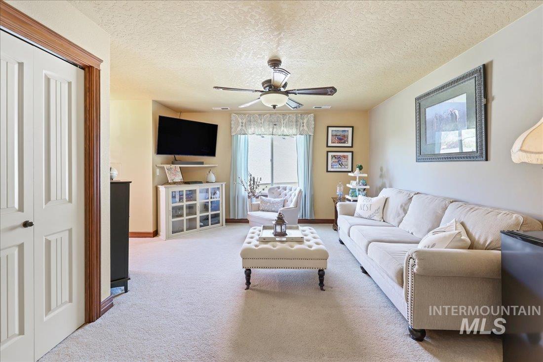 1404 Sandal Creek Property Photo 23