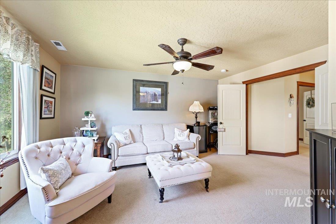 1404 Sandal Creek Property Photo 24