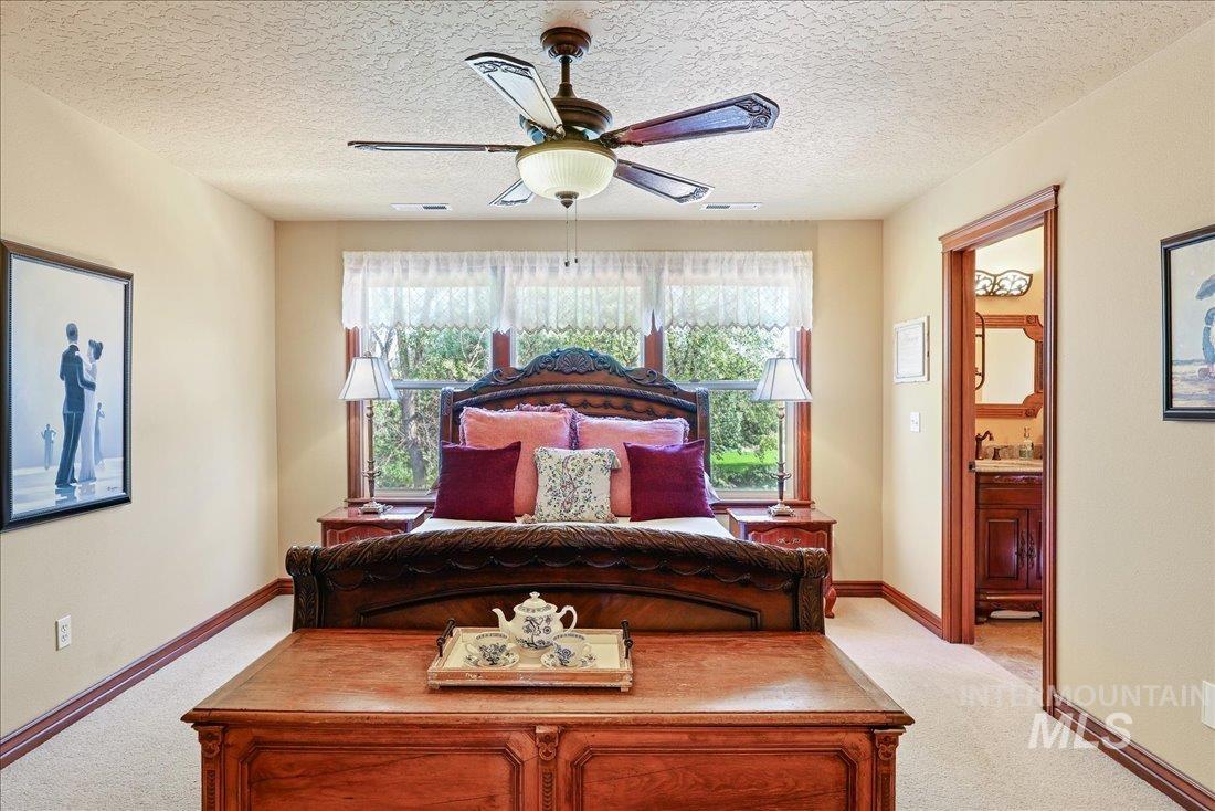 1404 Sandal Creek Property Photo 25