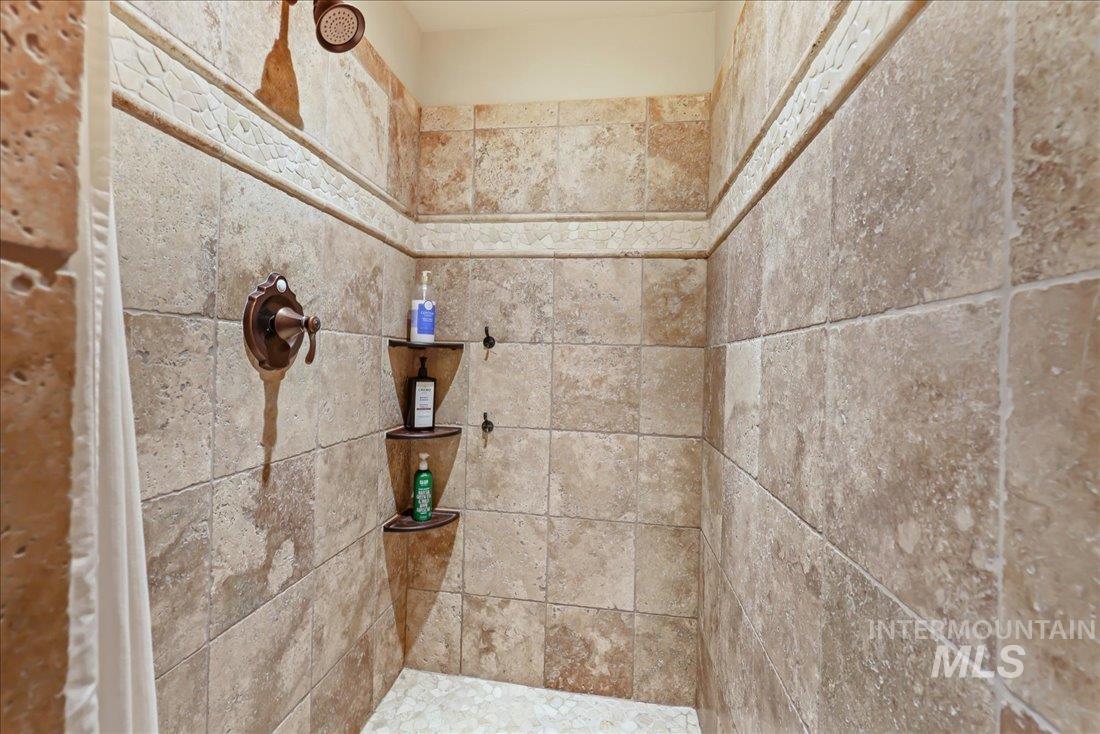 1404 Sandal Creek Property Photo 30