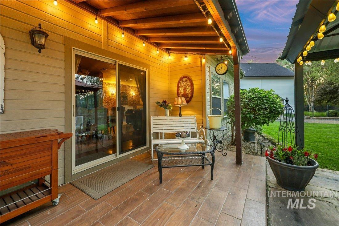 1404 Sandal Creek Property Photo 39