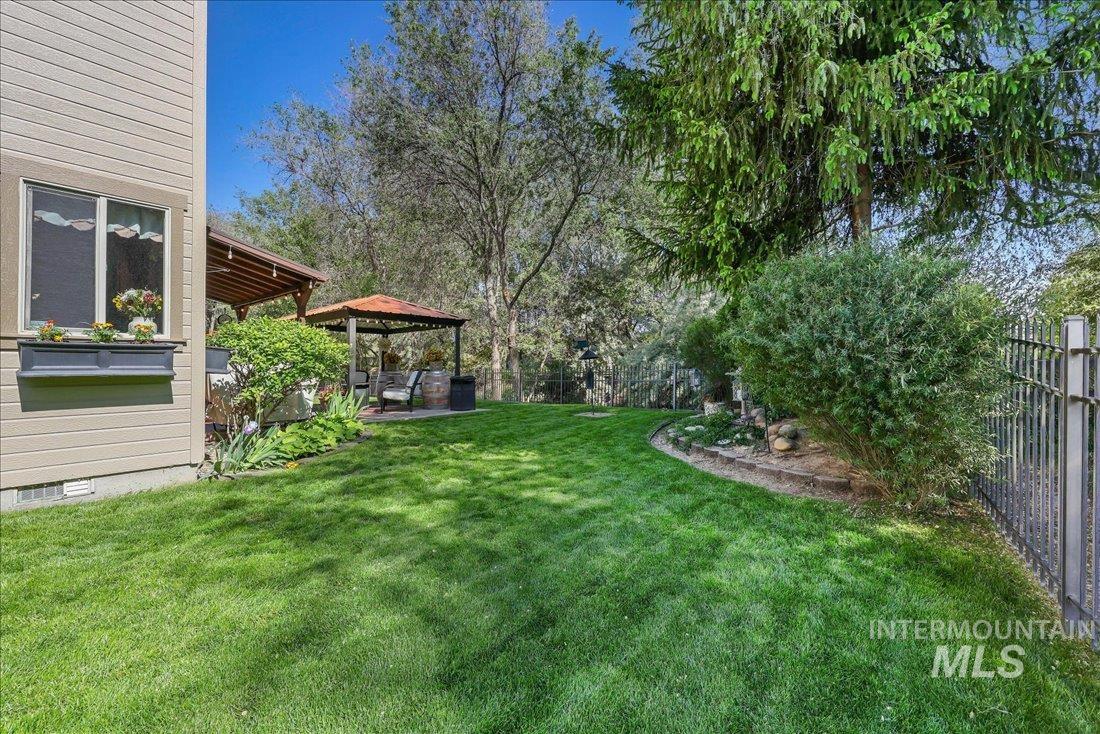 1404 Sandal Creek Property Photo 43