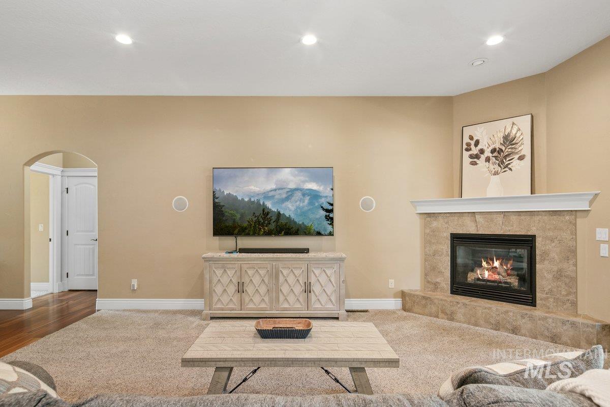 2652 E Fratello St Property Photo 7