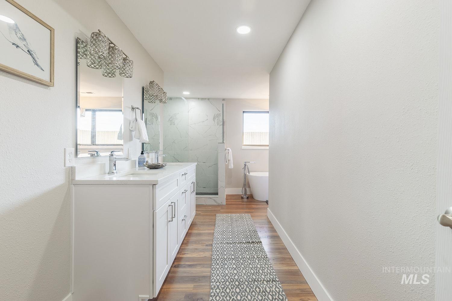 5696 N Kriscliffe Property Photo 14