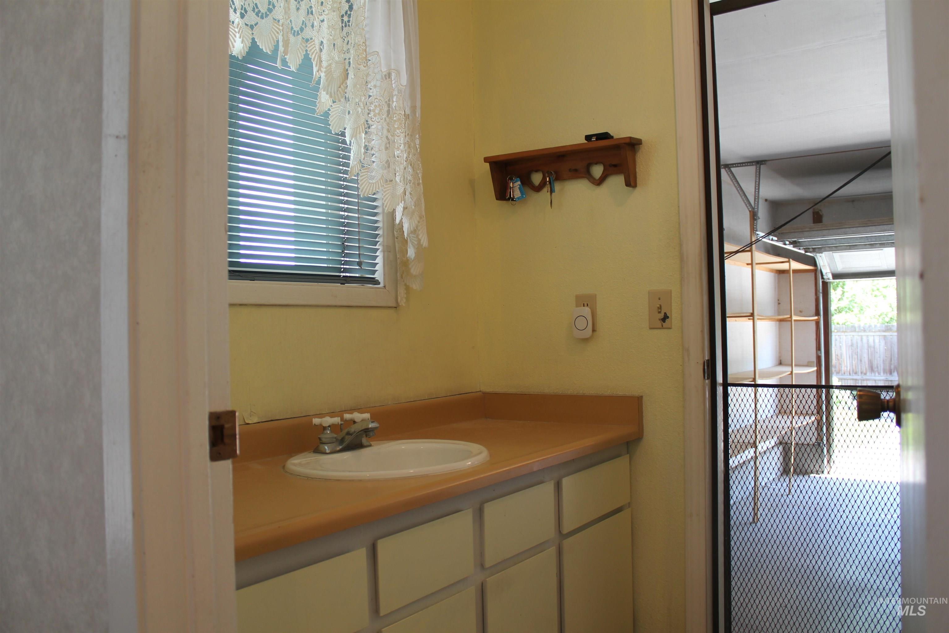 6244 Coach Royale Ln Property Photo 6