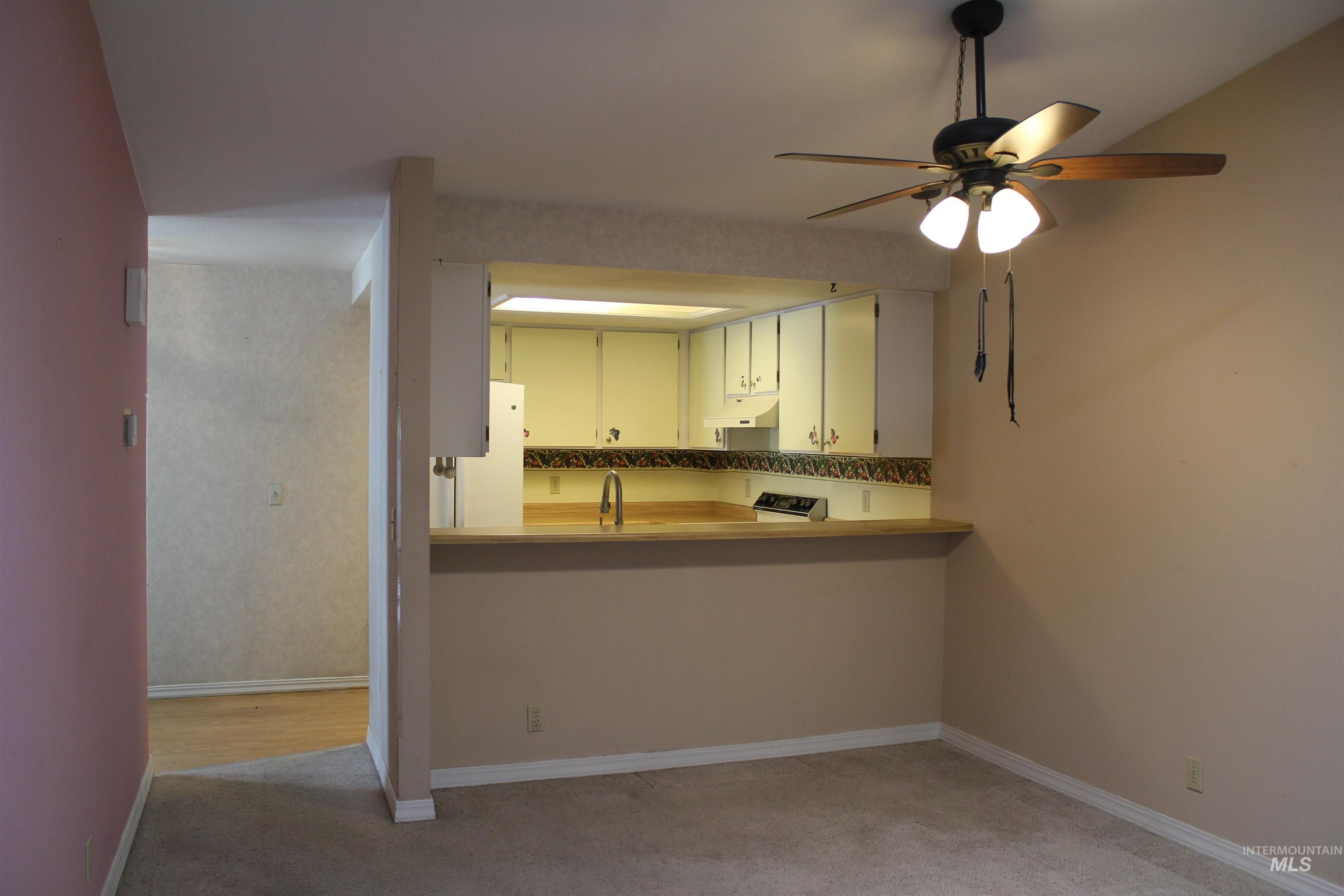 6244 Coach Royale Ln Property Photo 8