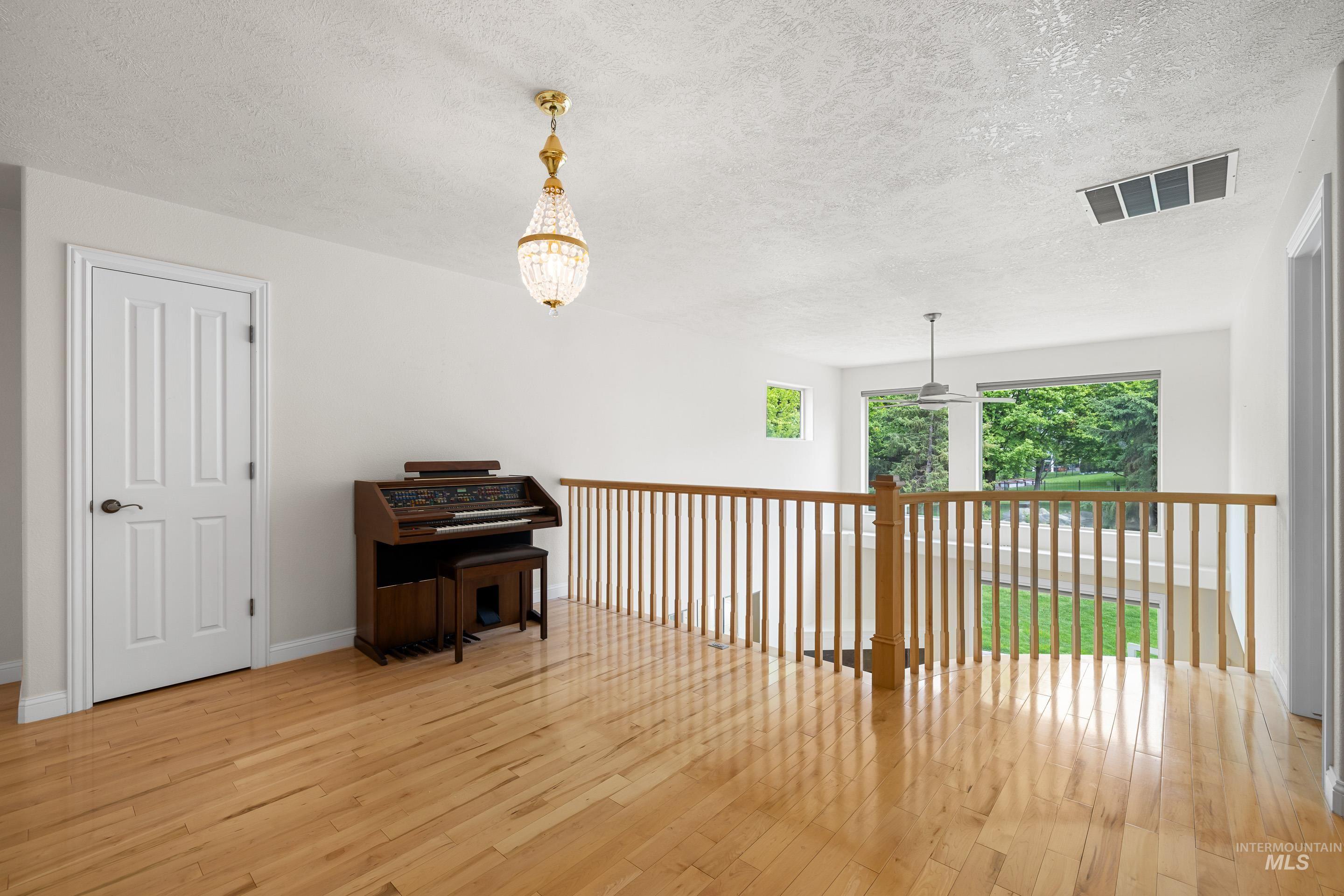 1430 N Ironbridge Way Property Photo 29