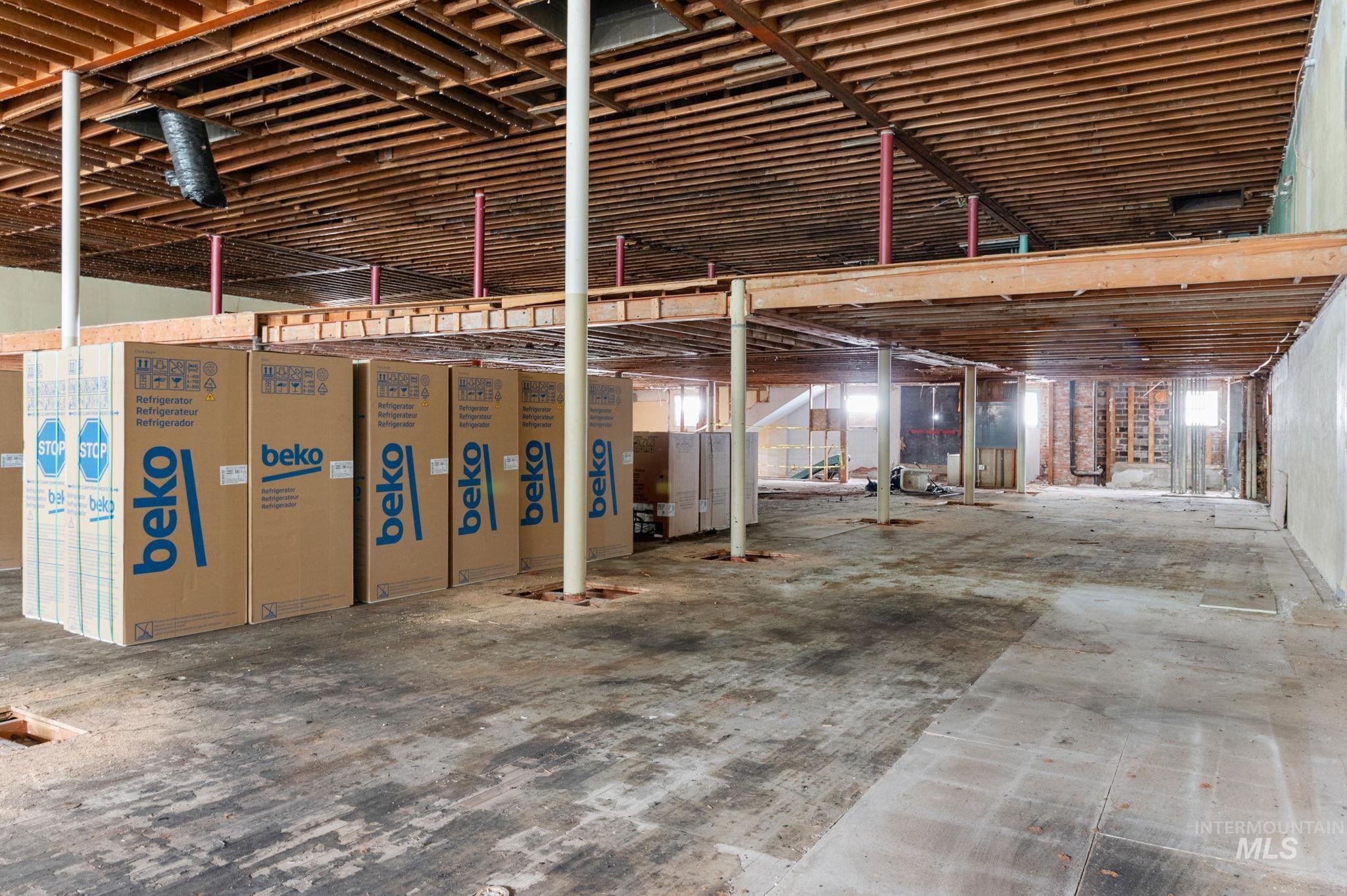 610 Main Street Property Photo 12