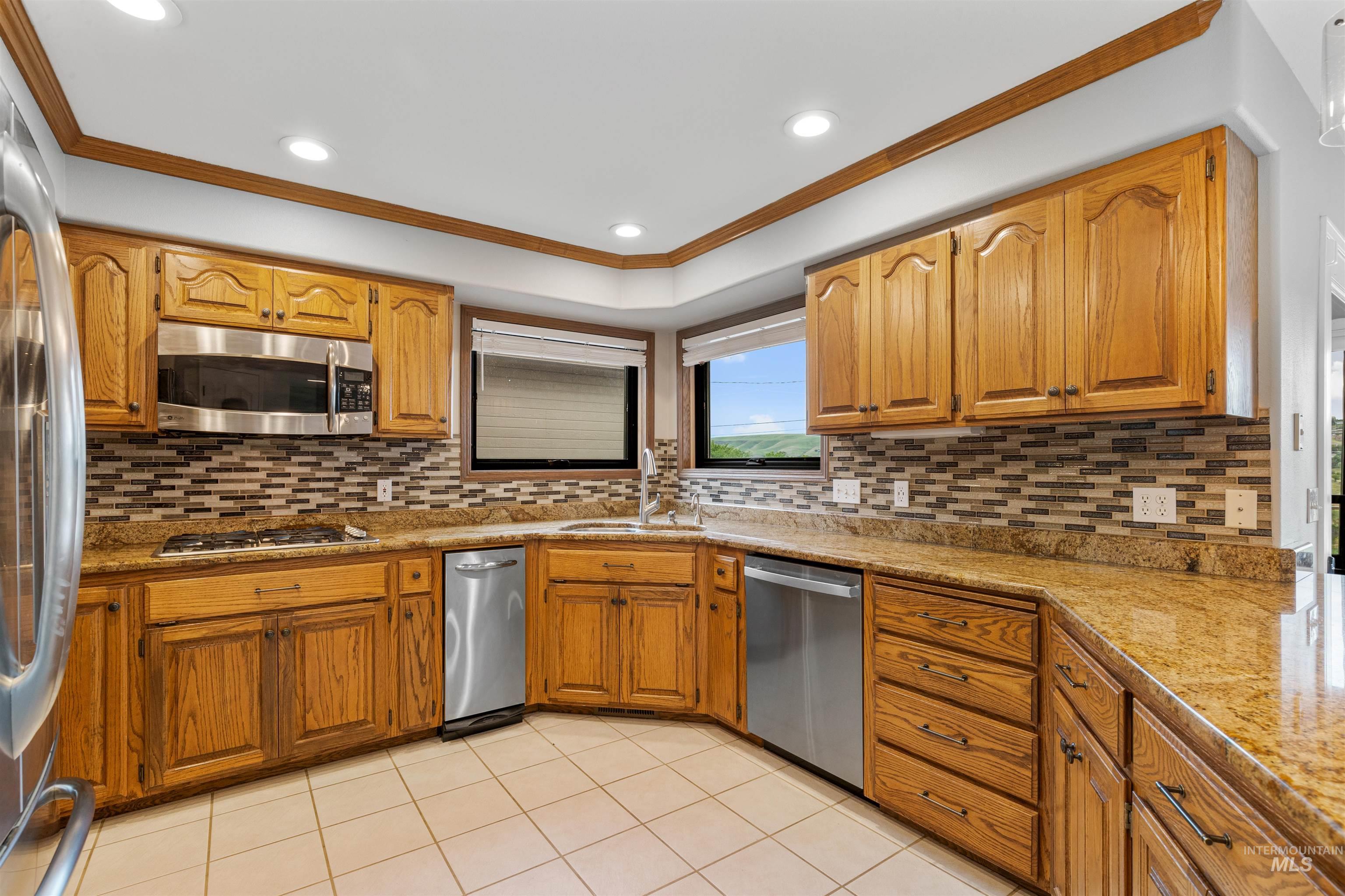 3224 Meadowlark Property Photo 7