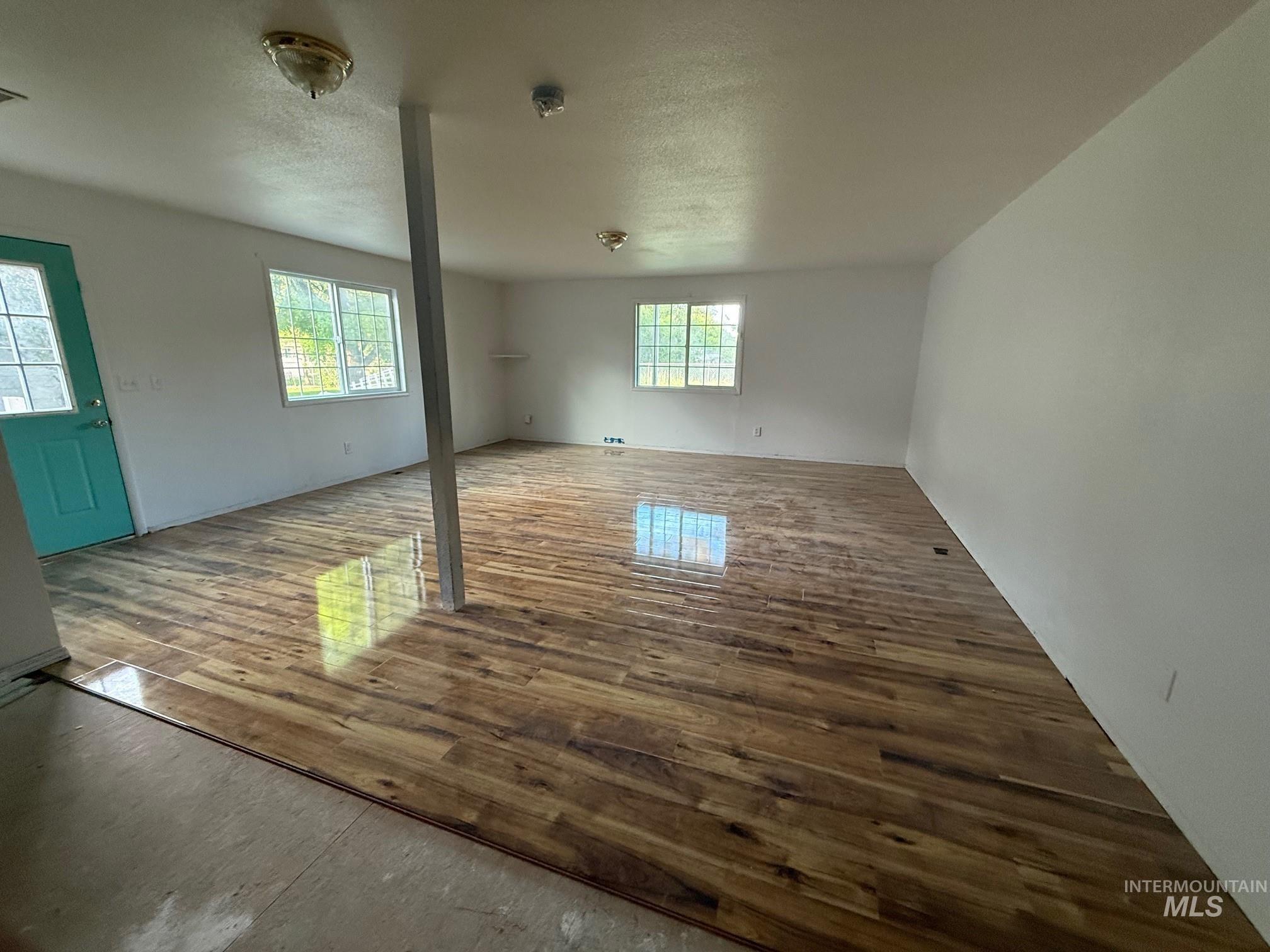 378 N Cleveland Ave Property Photo 5
