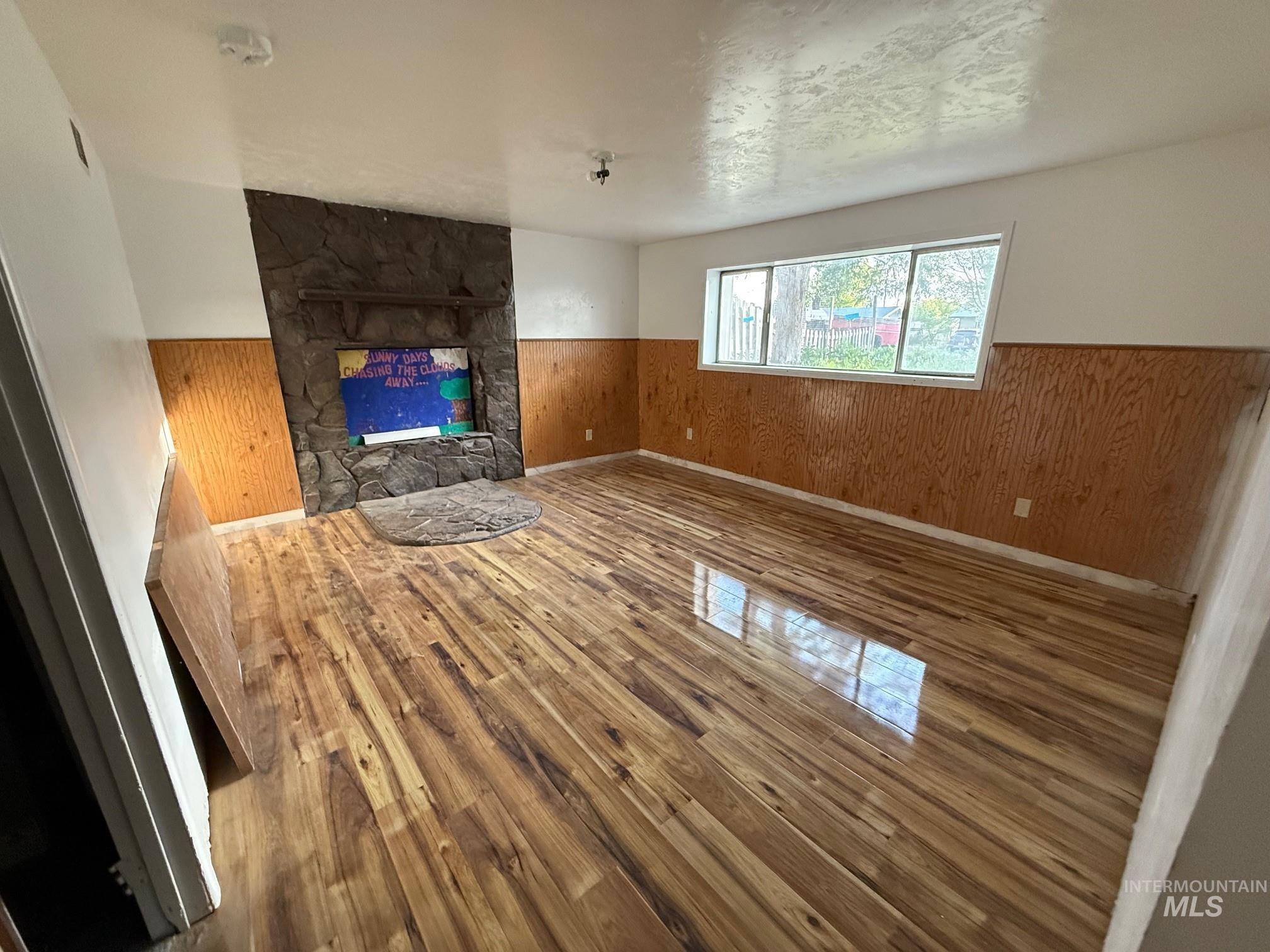 378 N Cleveland Ave Property Photo 6