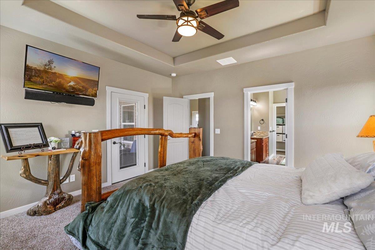 628 Pioneer Mountain Loop Property Photo 17
