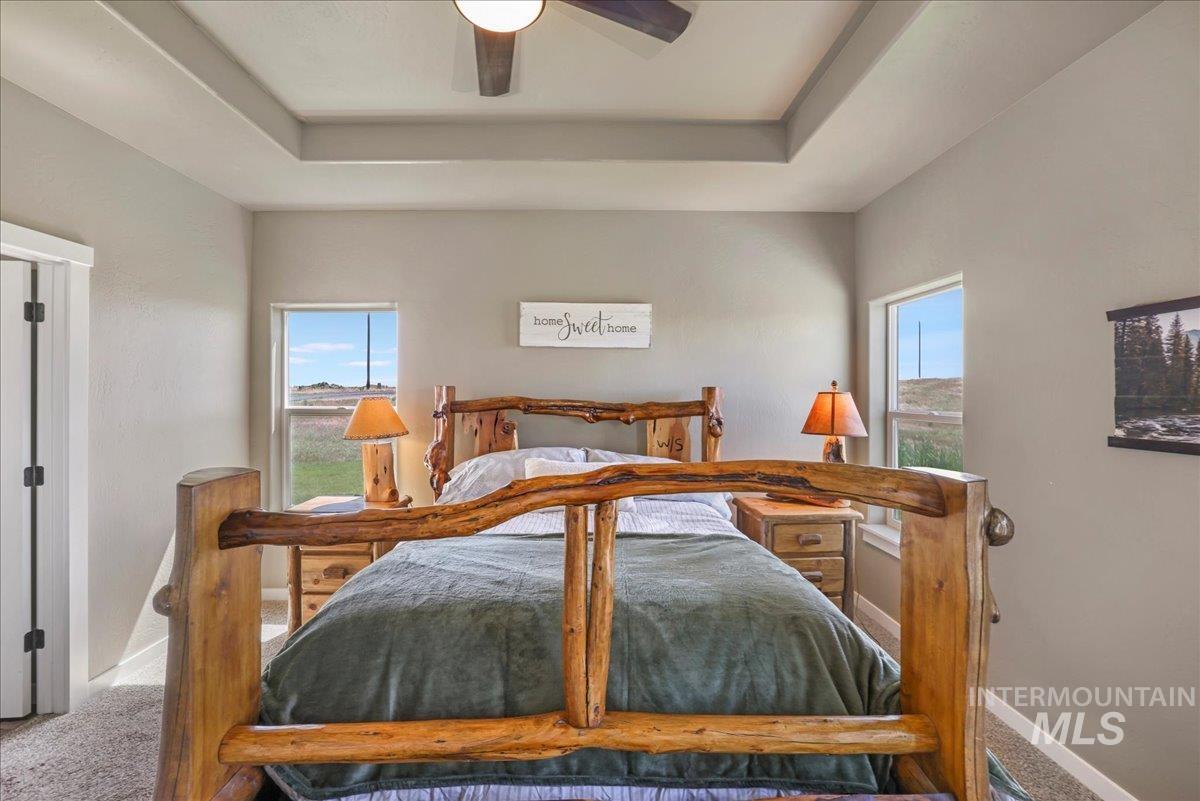 628 Pioneer Mountain Loop Property Photo 24