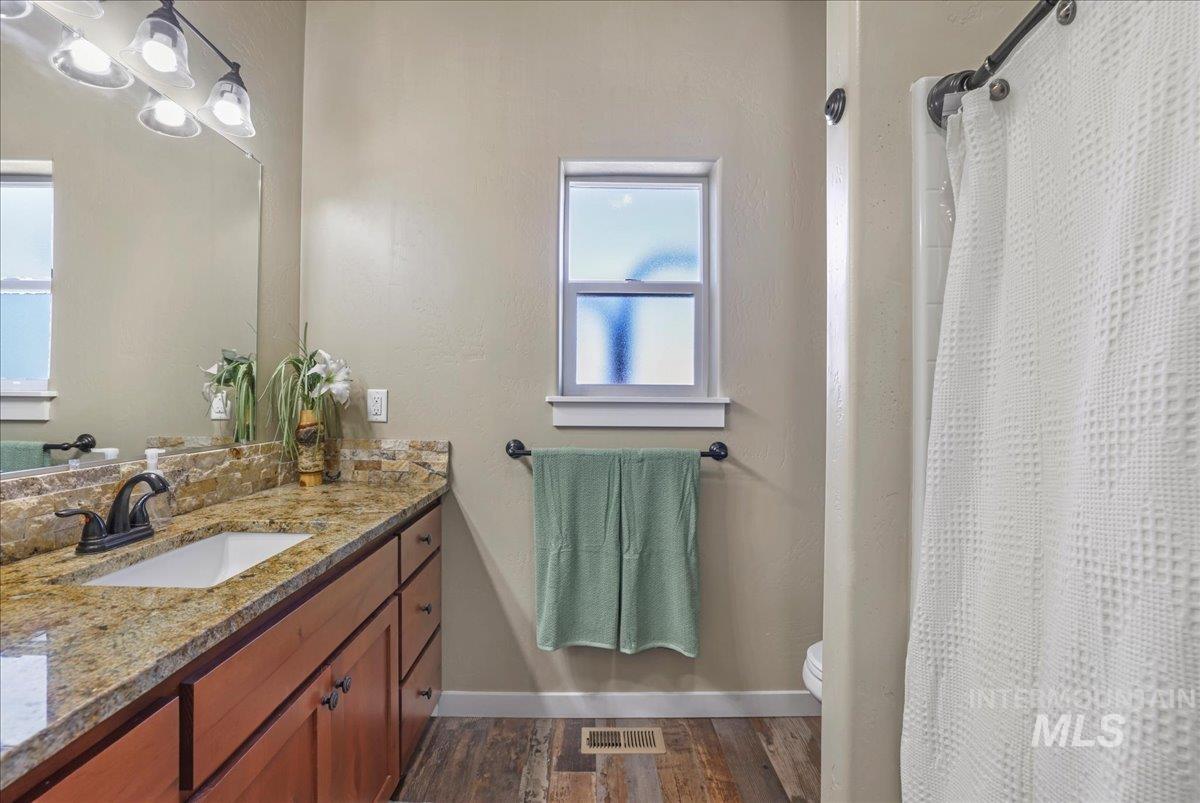 628 Pioneer Mountain Loop Property Photo 33