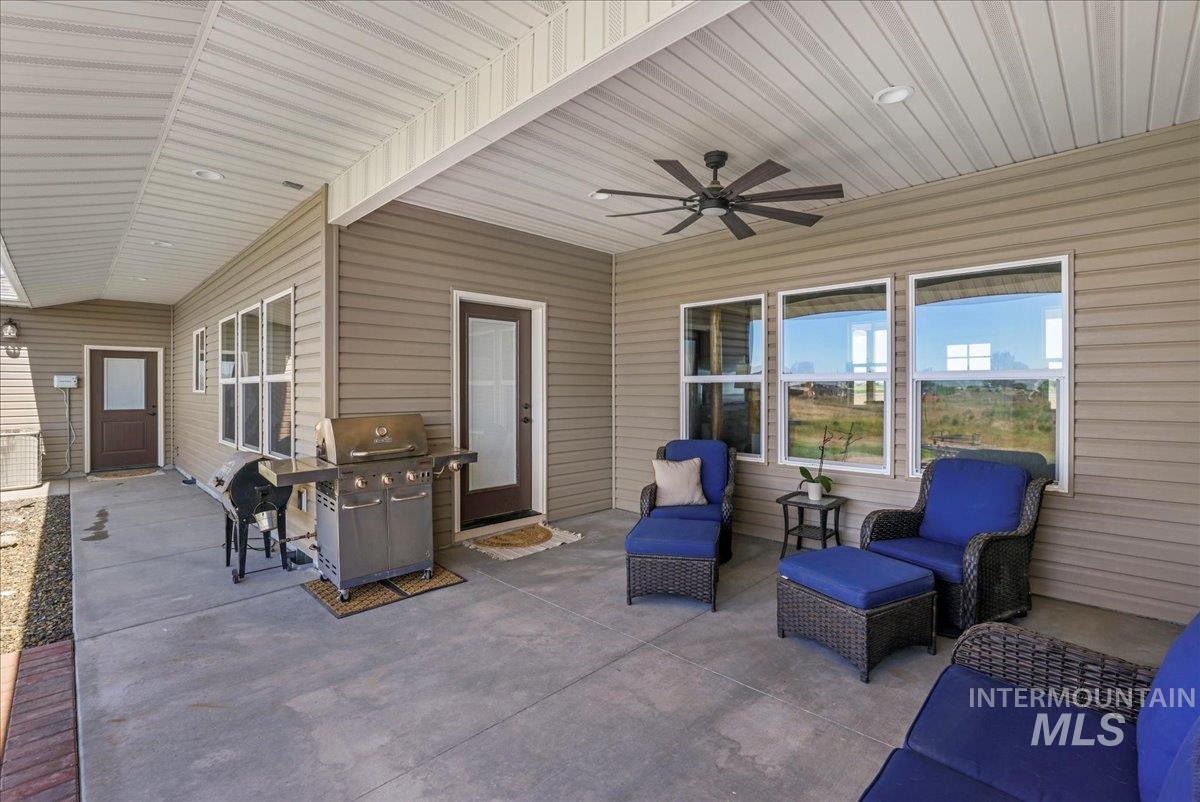 628 Pioneer Mountain Loop Property Photo 39