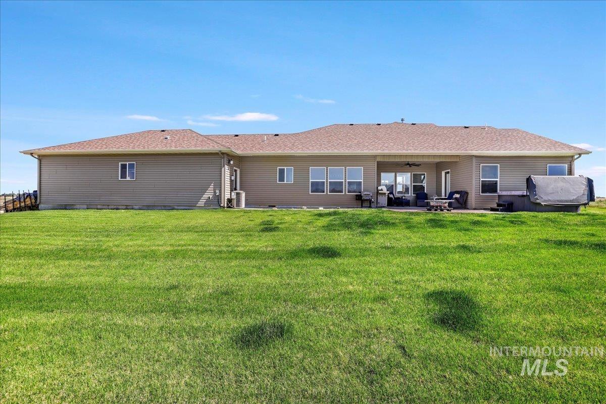 628 Pioneer Mountain Loop Property Photo 41
