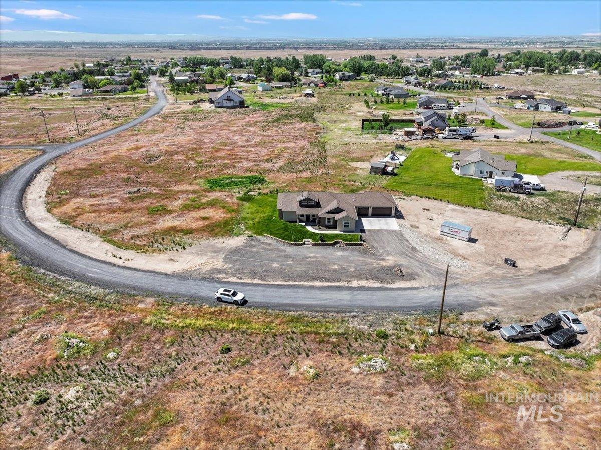 628 Pioneer Mountain Loop Property Photo 45