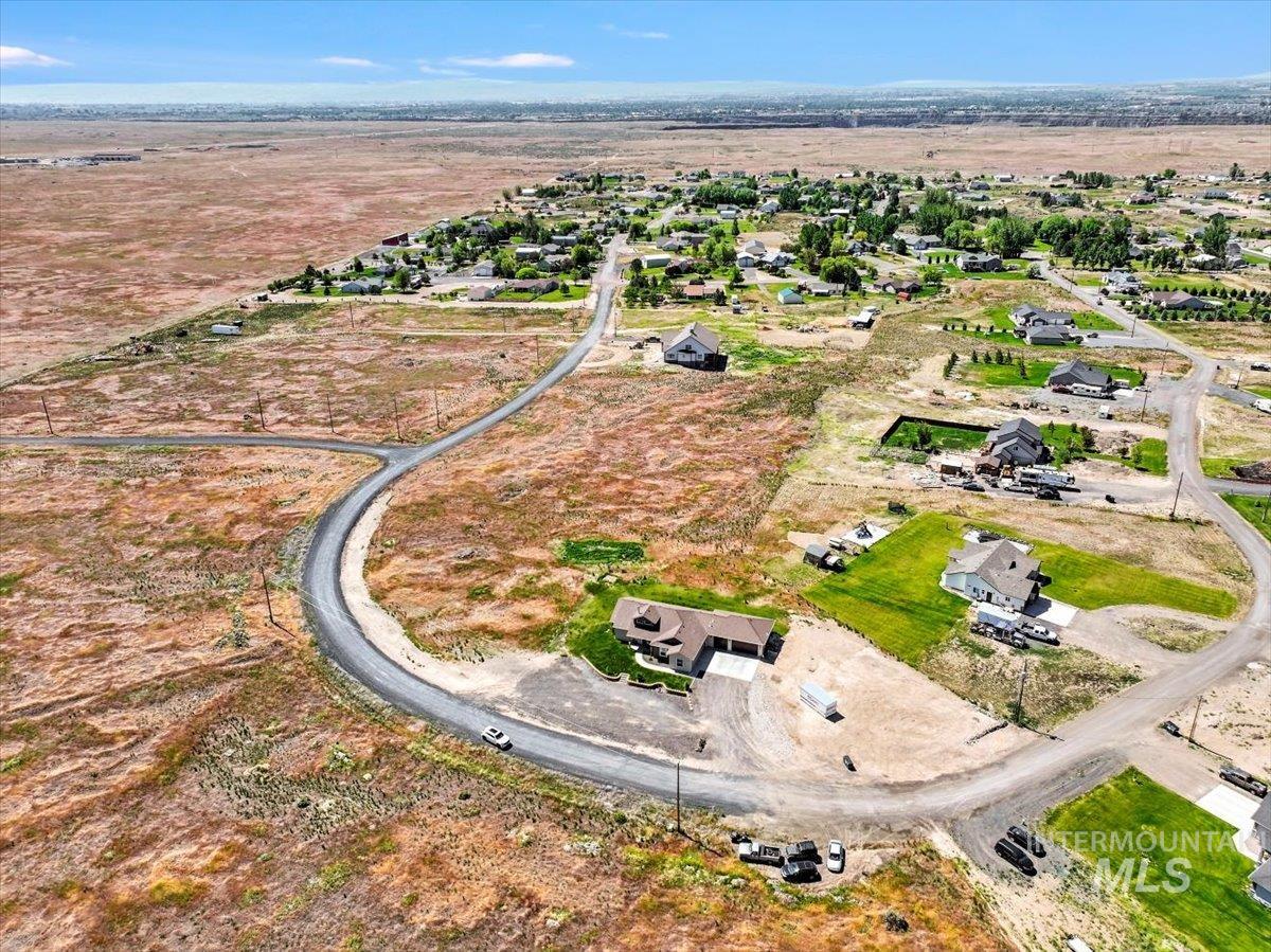 628 Pioneer Mountain Loop Property Photo 46