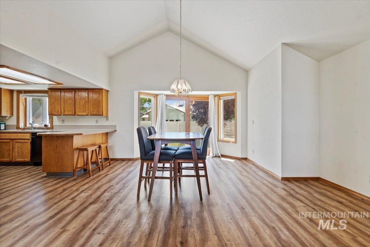 1857 W Sandalwood Dr Property Photo 7