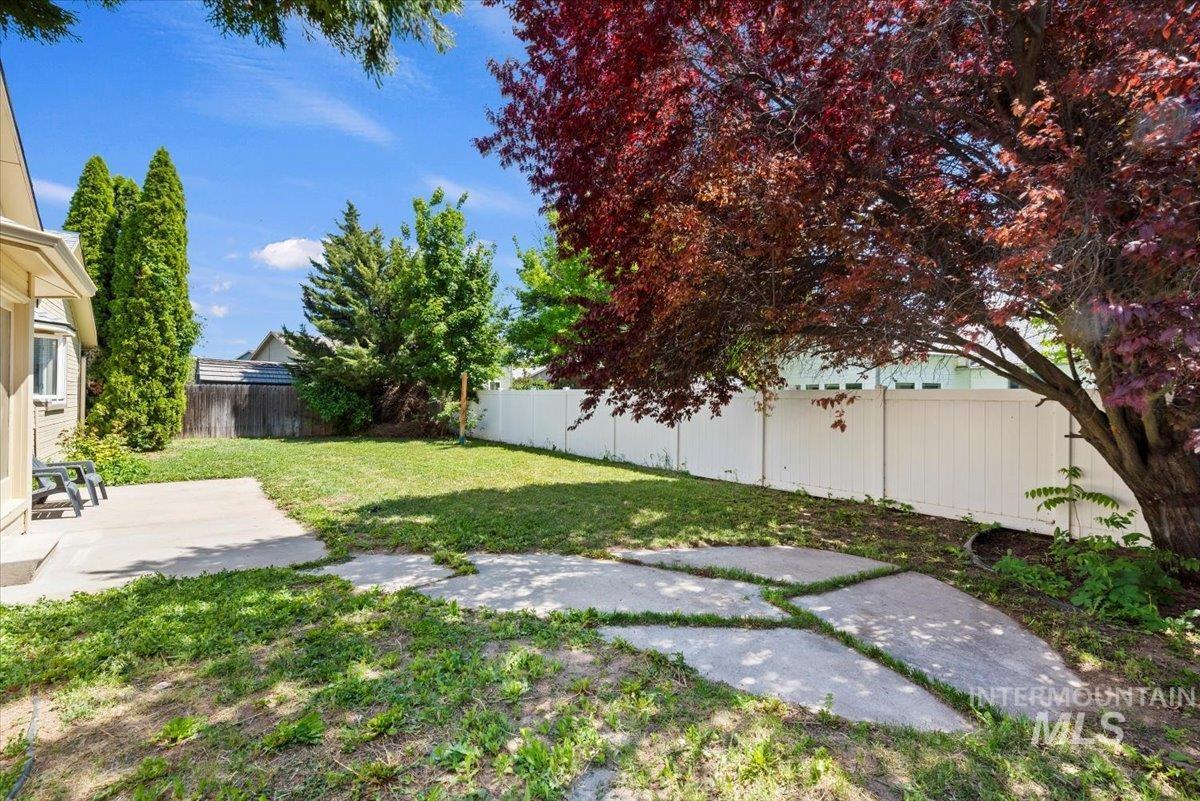 1857 W Sandalwood Dr Property Photo 17