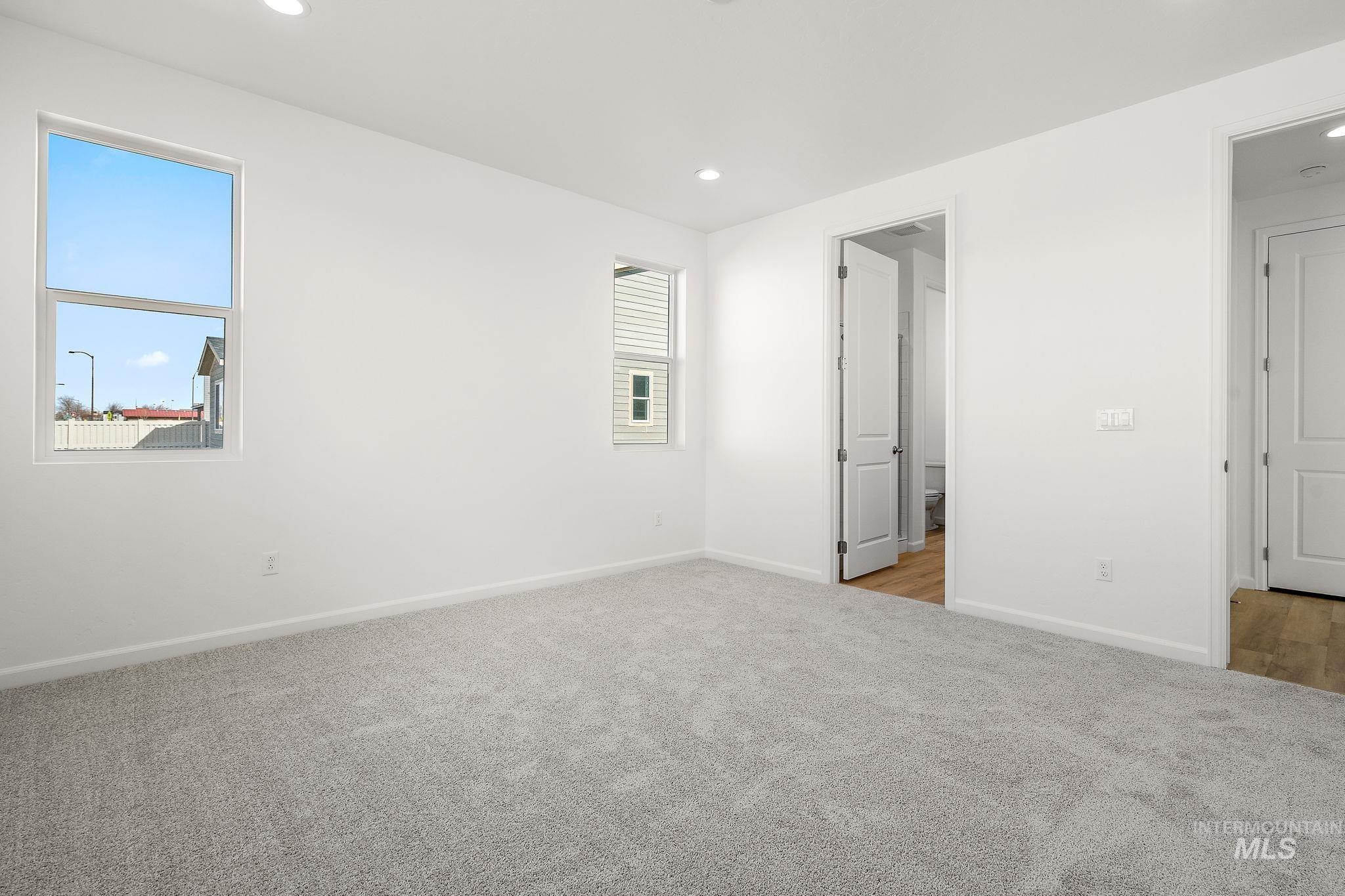 1202 Stirling Meadows Ct Property Photo 26