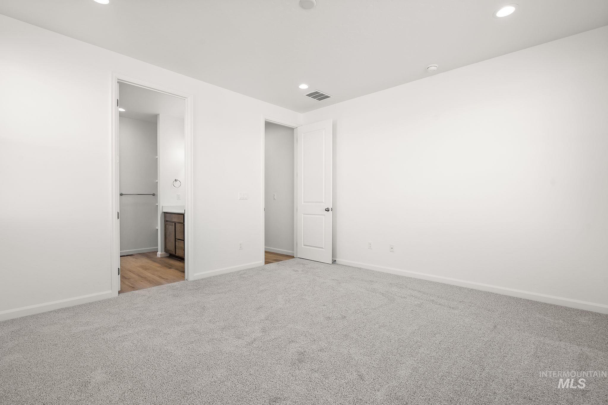 1202 Stirling Meadows Ct Property Photo 27