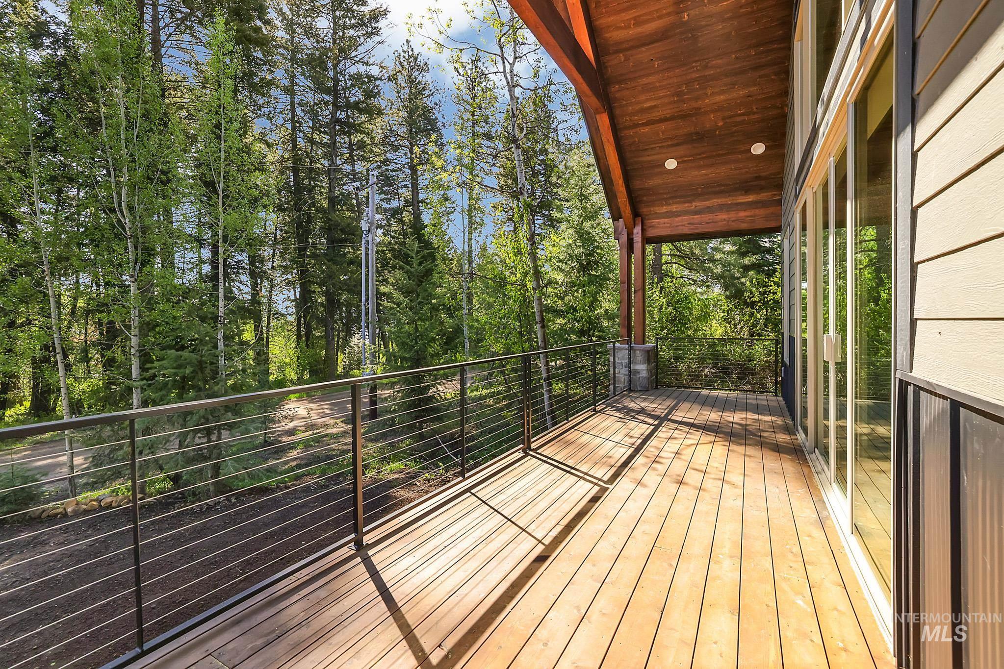1 Caribou Parkway Property Photo 9