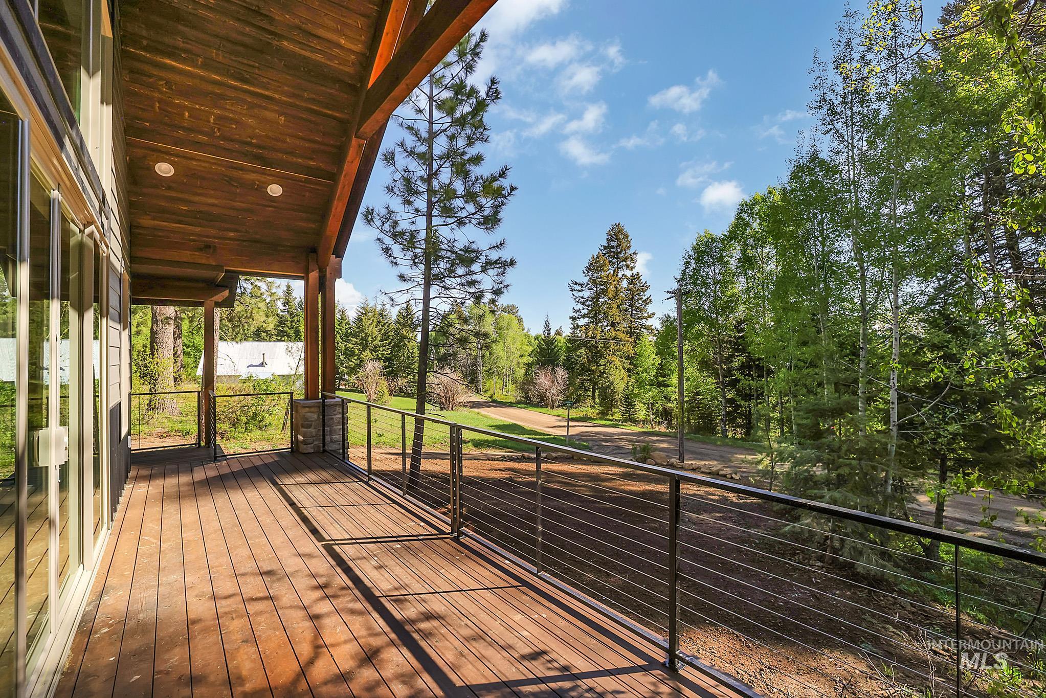 1 Caribou Parkway Property Photo 10