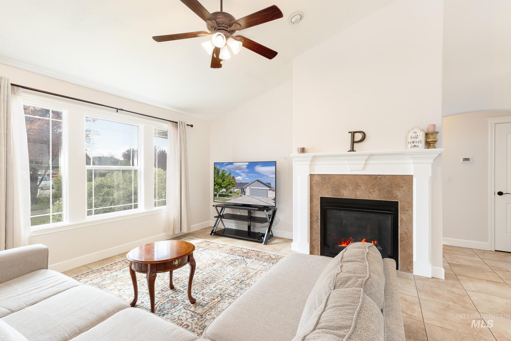 14374 N Acapulco Property Photo 6