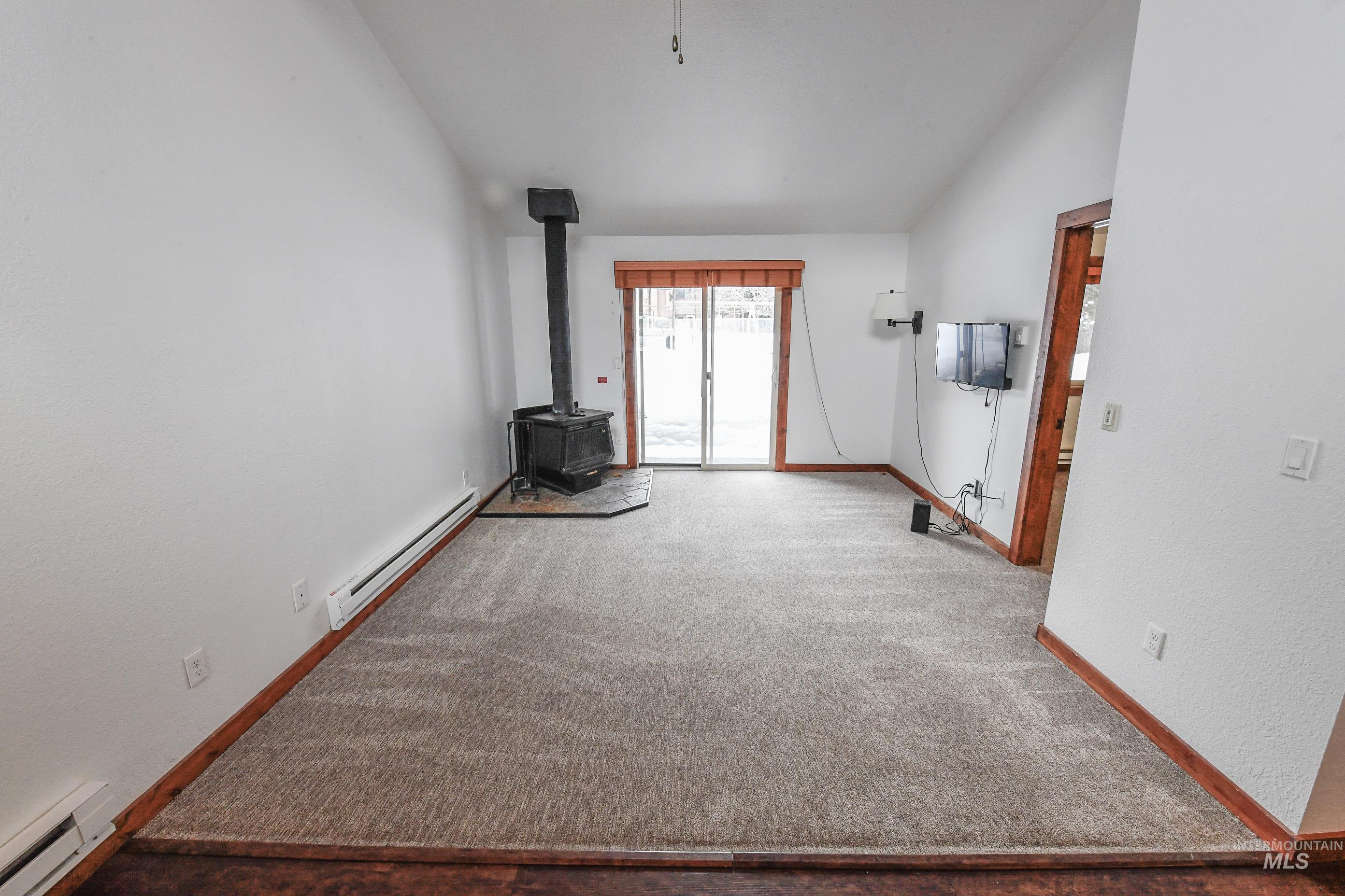 1607 Davis Ave Property Photo 7