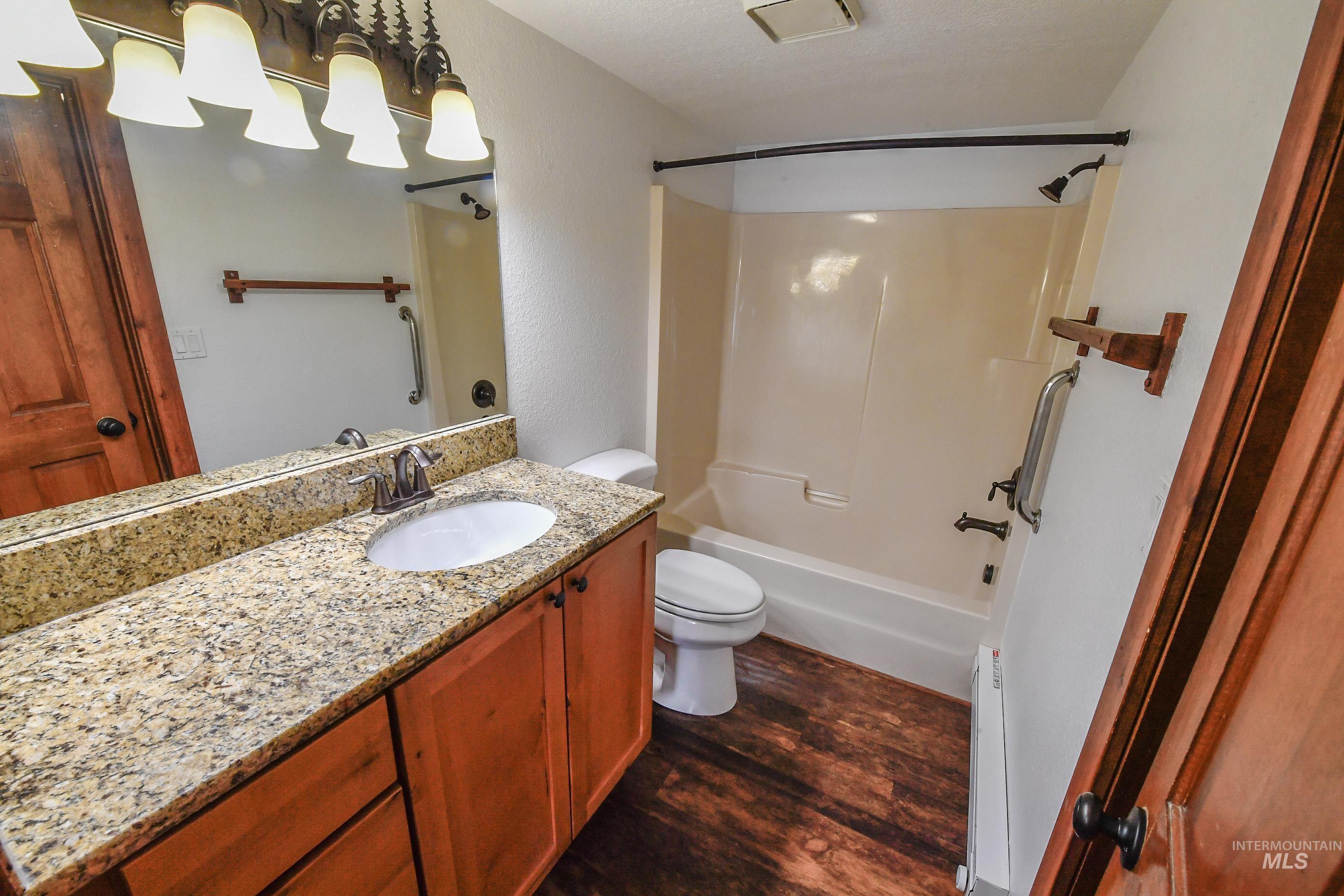 1607 Davis Ave Property Photo 13