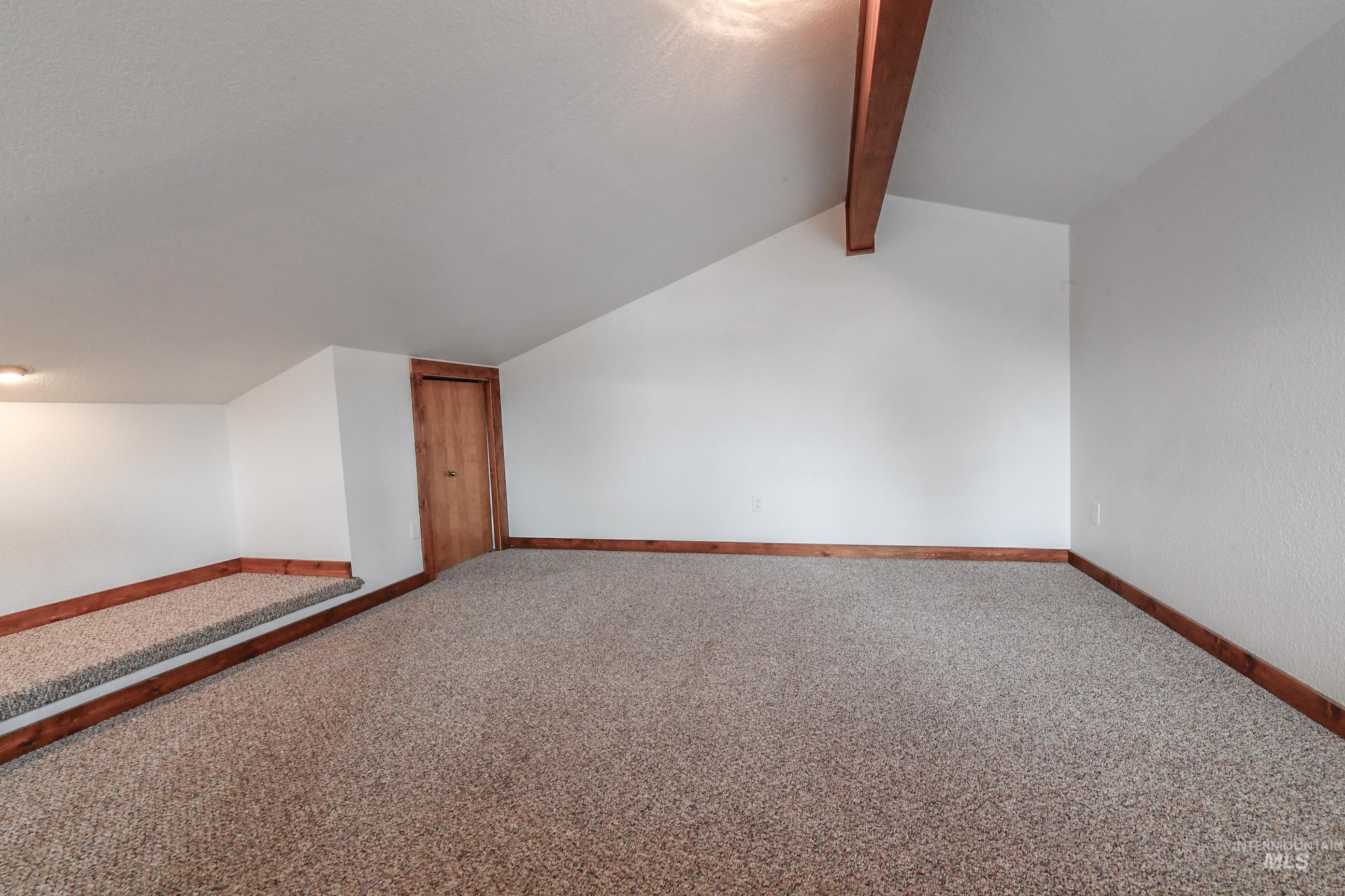 1607 Davis Ave Property Photo 16