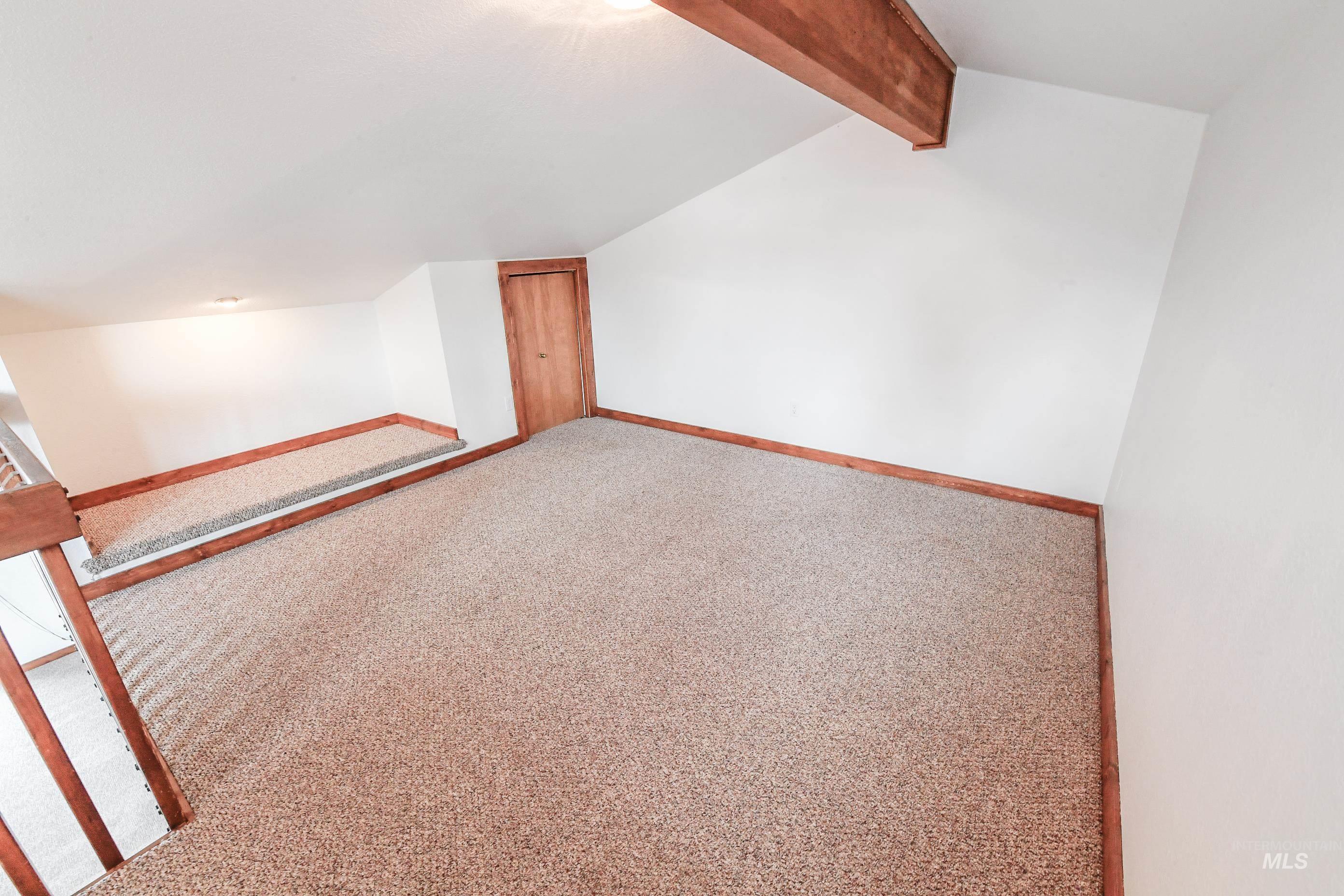 1607 Davis Ave Property Photo 17