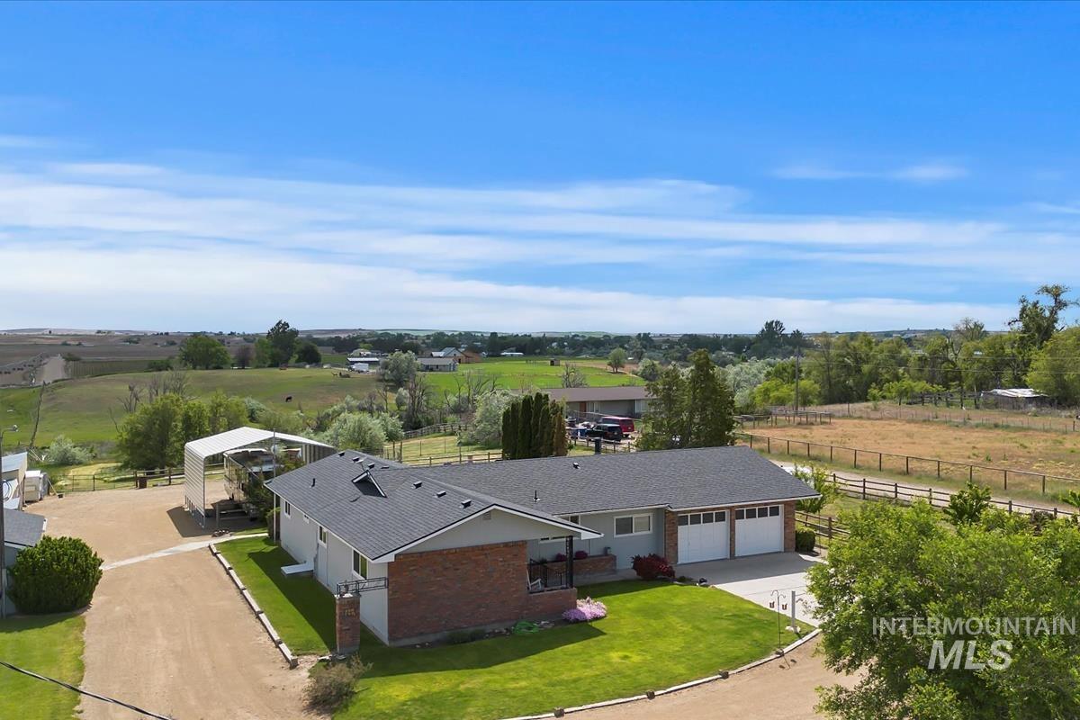 33738 Apple Valley Rd Property Photo 10