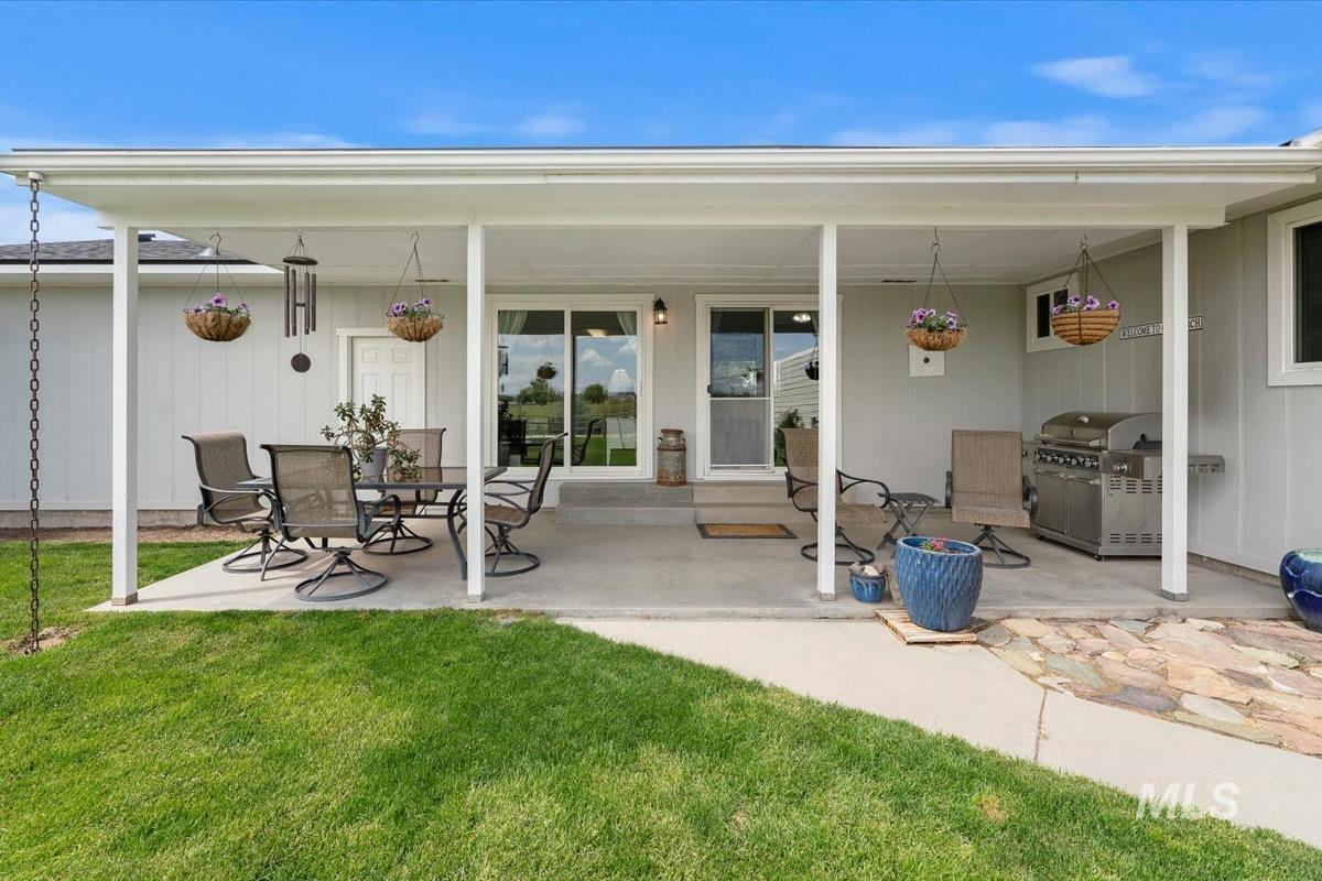 33738 Apple Valley Rd Property Photo 32