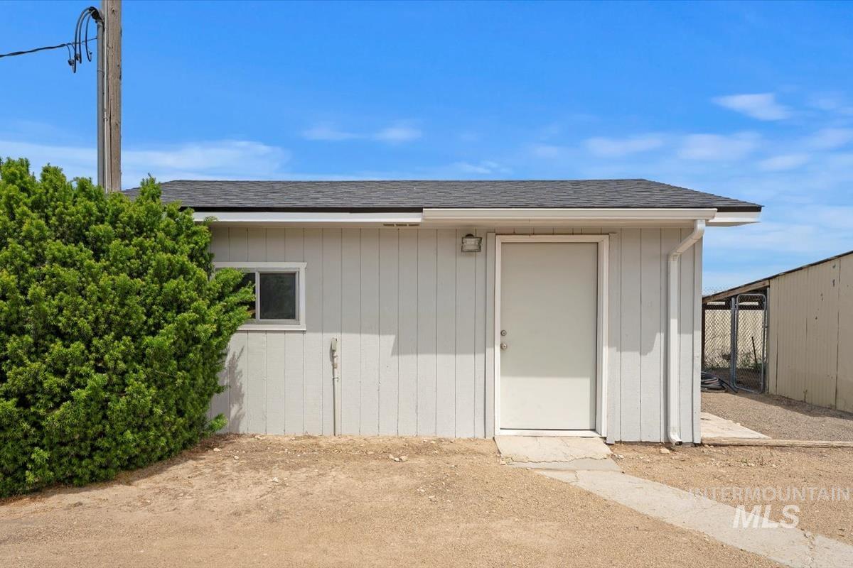 33738 Apple Valley Rd Property Photo 39