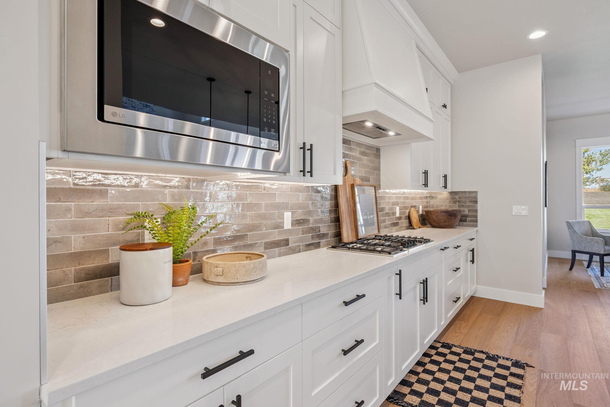 25678 Quail Hill Ln Property Photo 18
