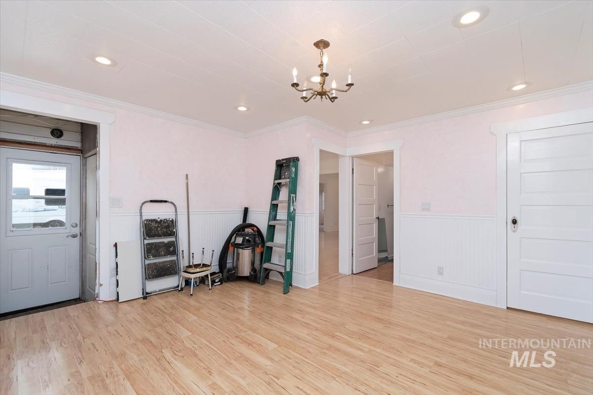 115 5th St Property Photo 22