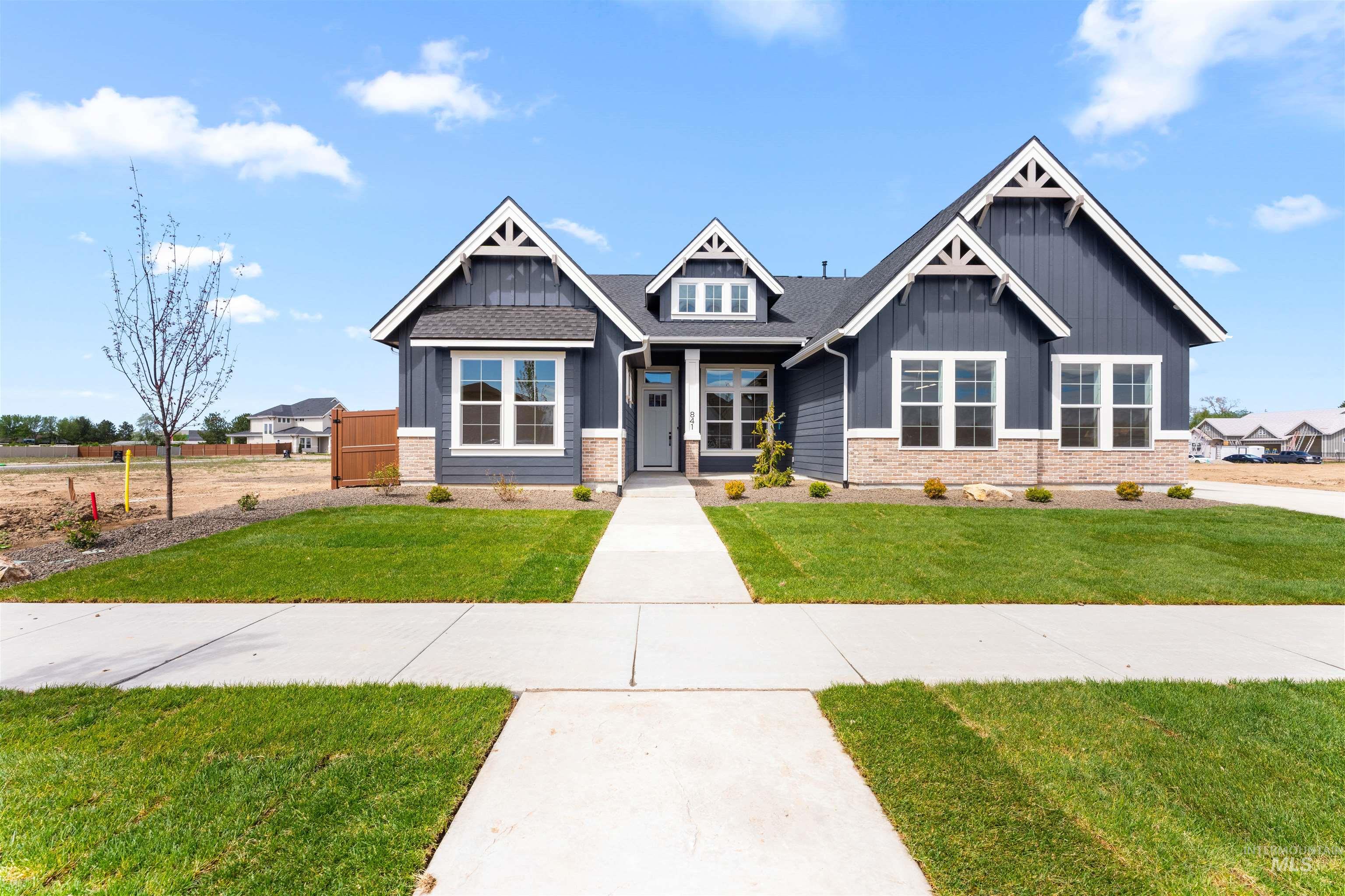 841 N Danville Ave