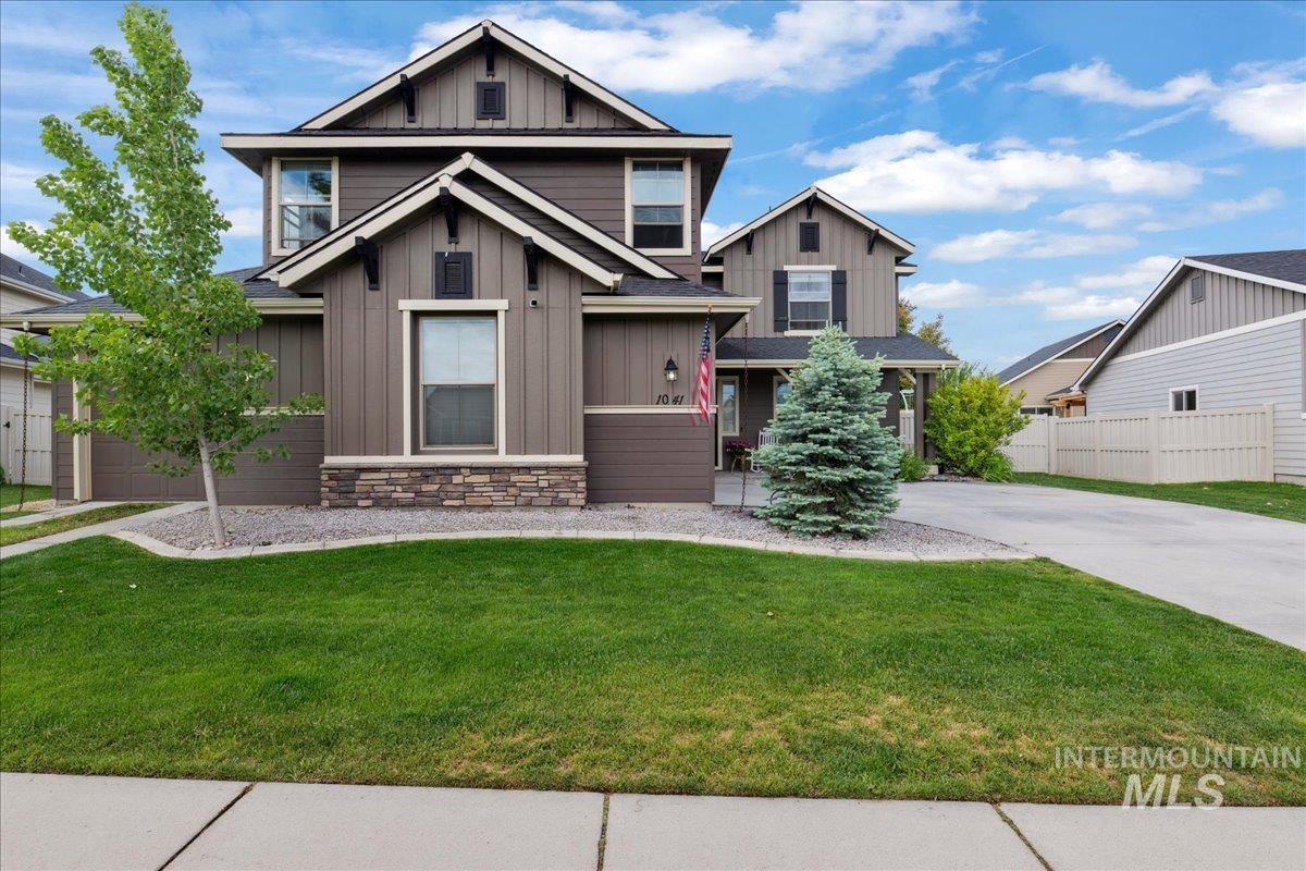 1041 White Horse Ridge Dr. Property Photo 1