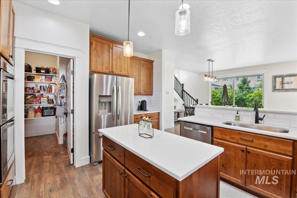 1041 White Horse Ridge Dr. Property Photo 7
