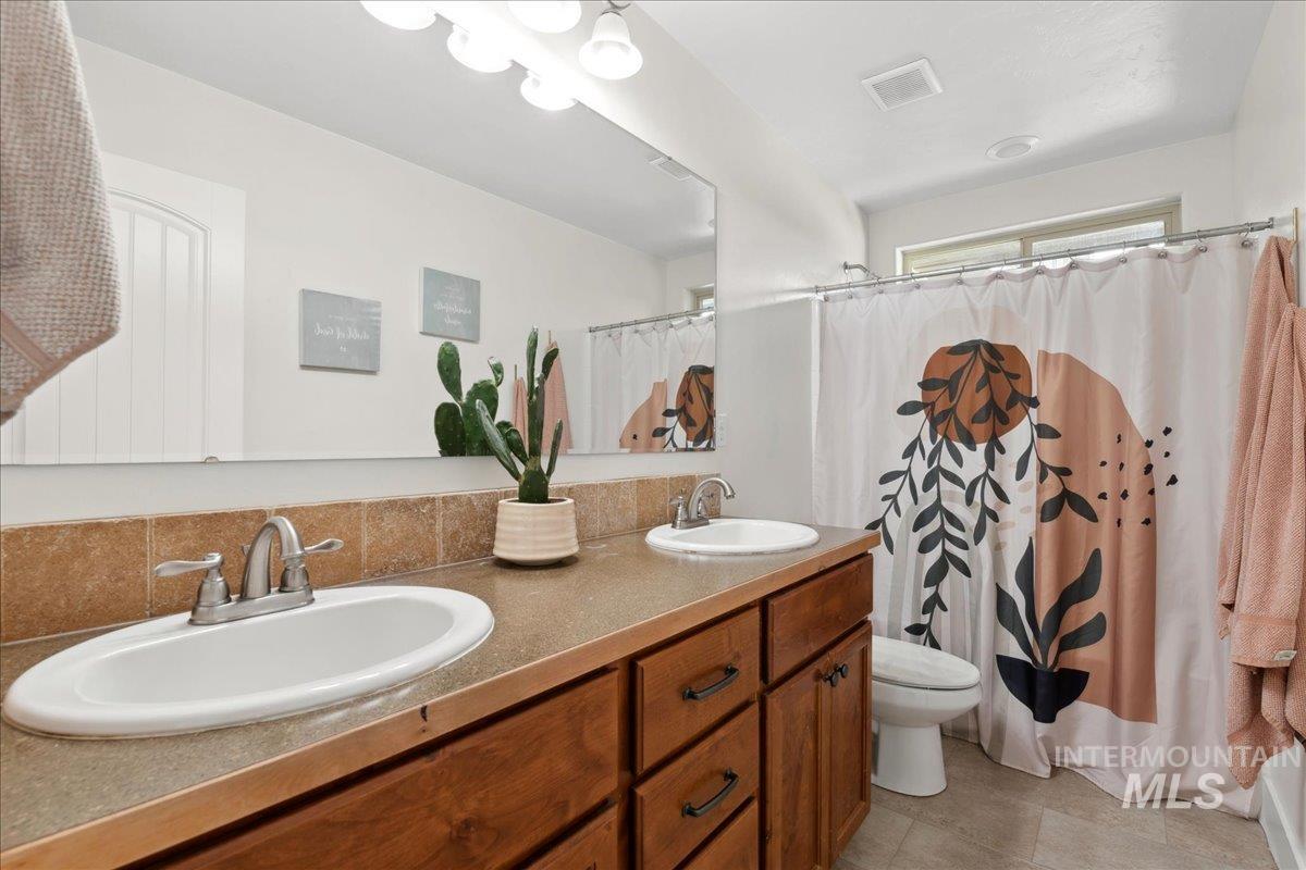 1041 White Horse Ridge Dr. Property Photo 29