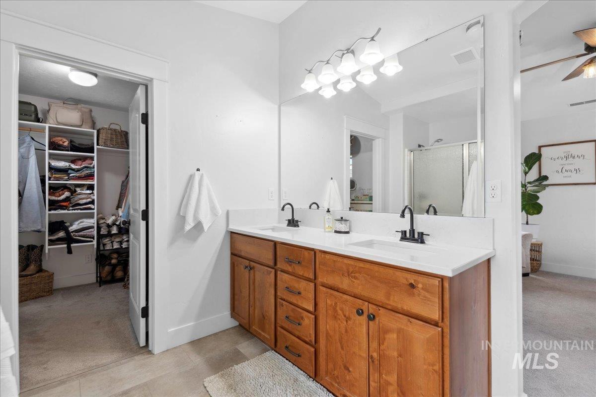 1041 White Horse Ridge Dr. Property Photo 35