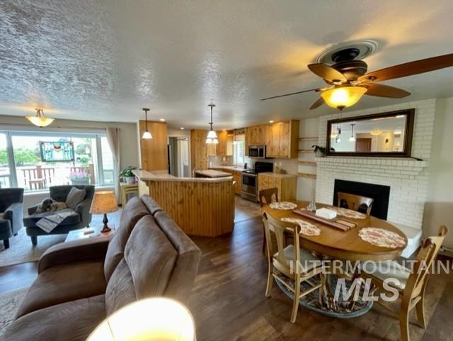 14924 Hillside Dr. Property Photo 6