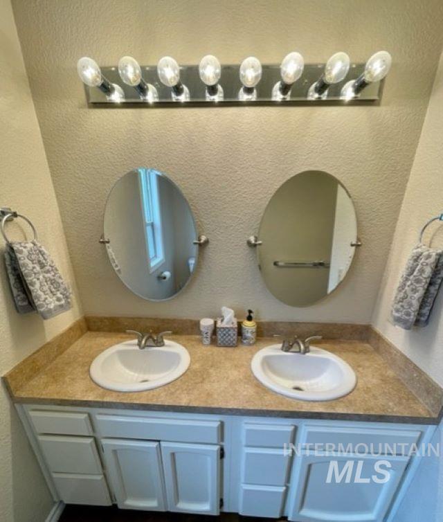 14924 Hillside Dr. Property Photo 20