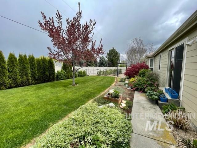 14924 Hillside Dr. Property Photo 38