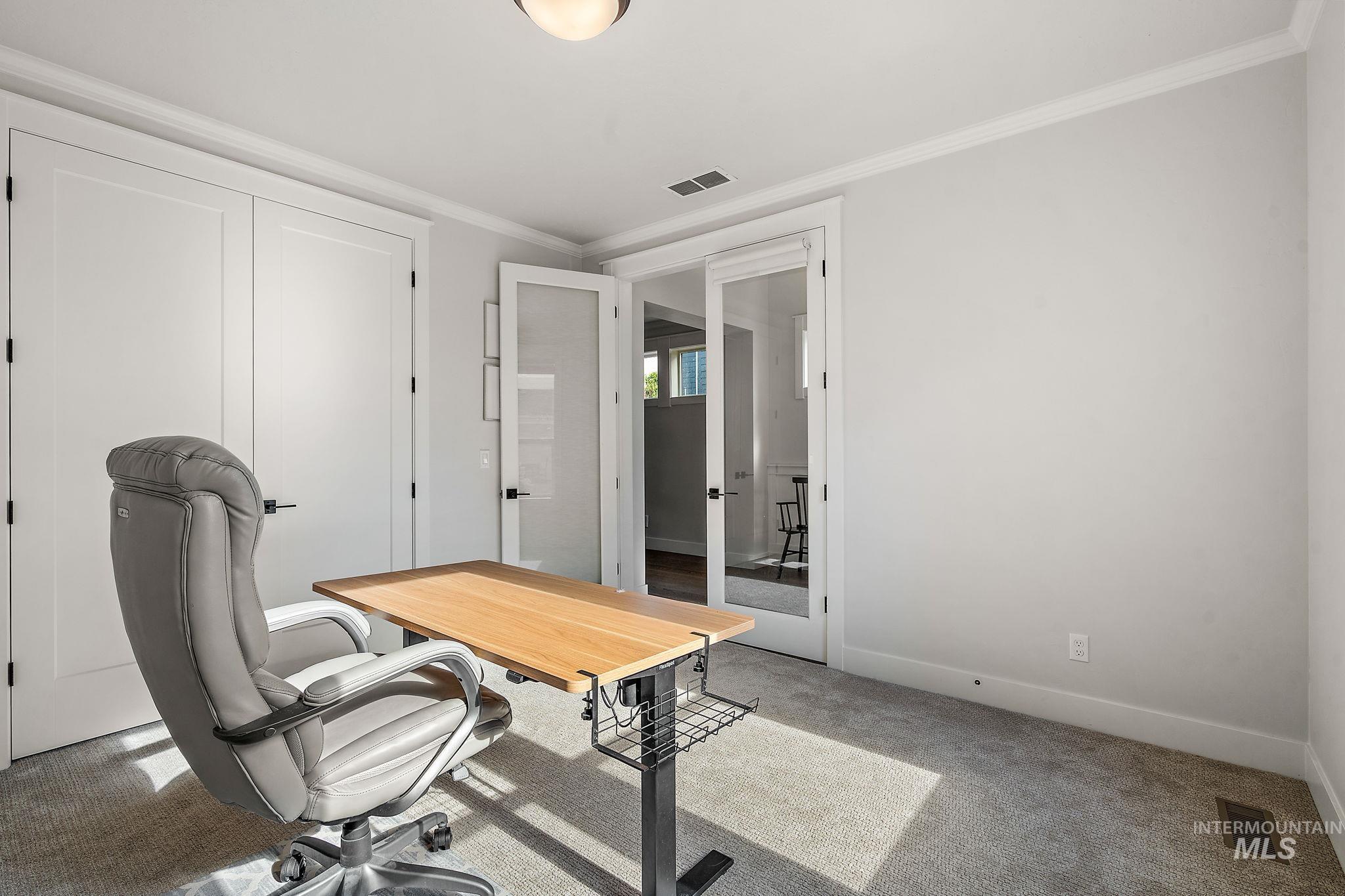 1217 E Azan St Property Photo 6