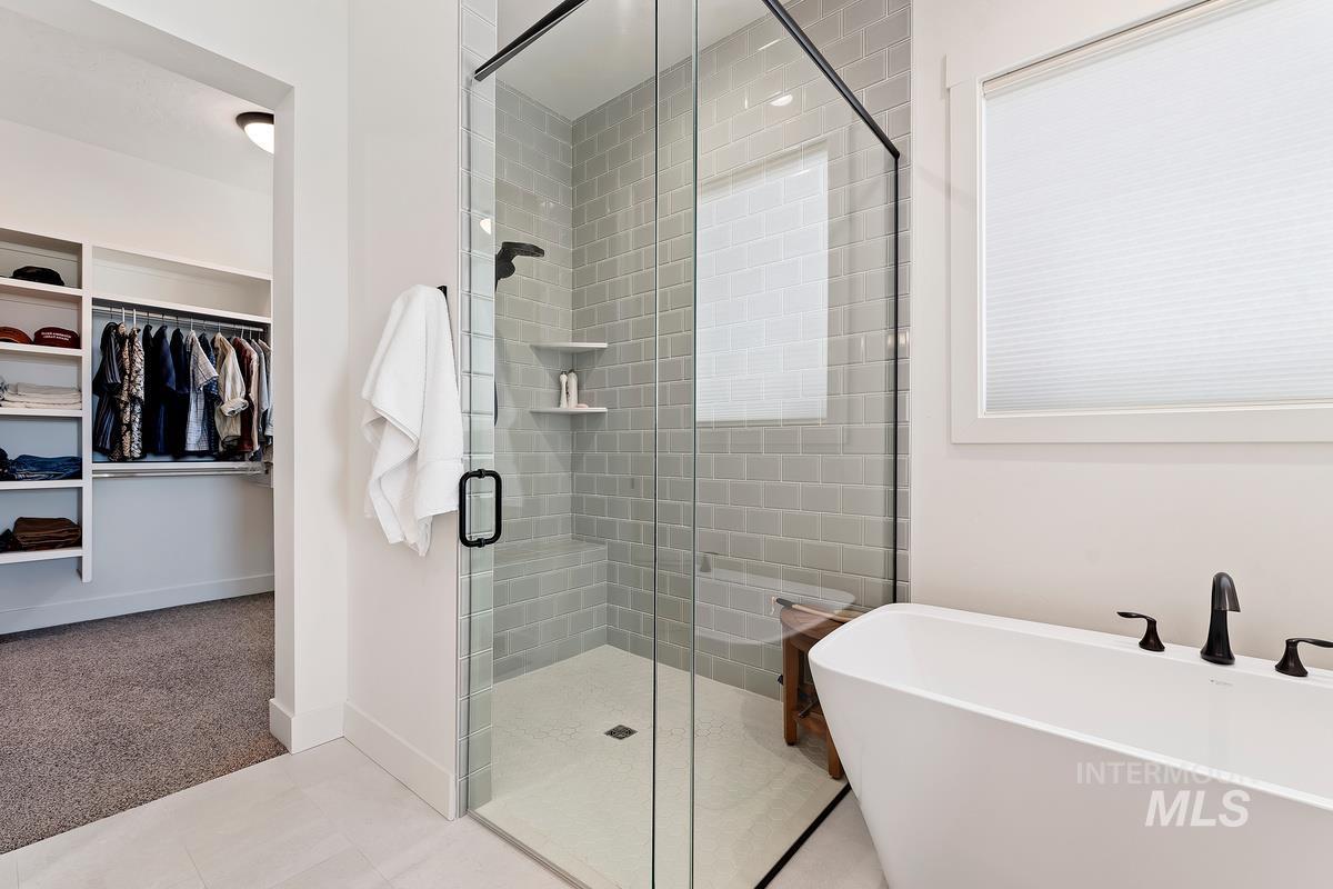 6706 Big Wood Way Property Photo 32