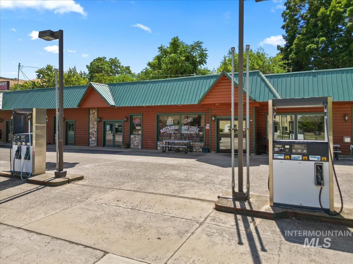 90 2nd Street Property Photo